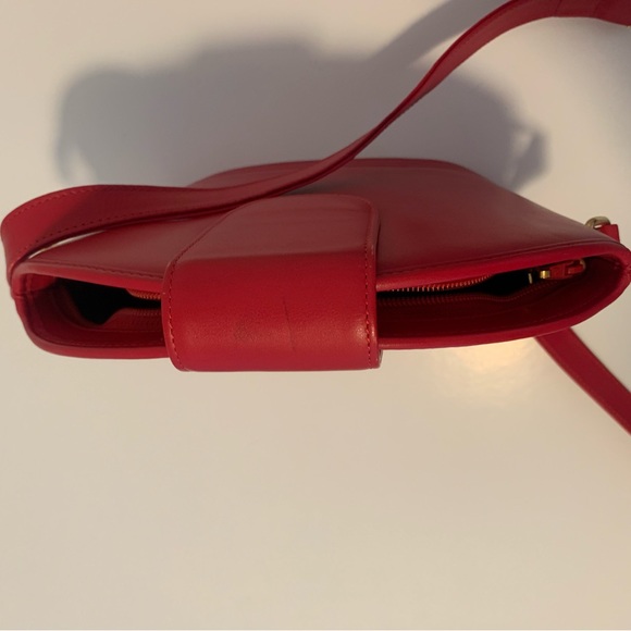 Yves Saint Laurent Aztec Medallion Red Leather Kelly Bag 1990s - Picture 5 of 8